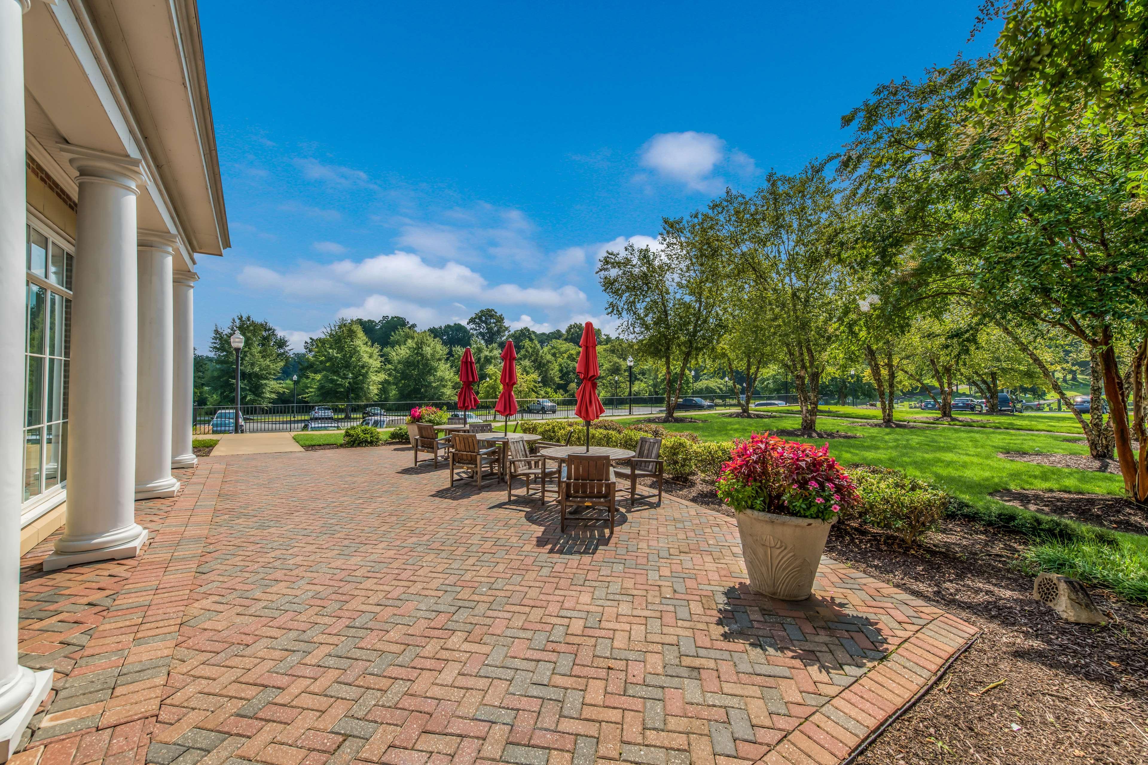 Hilton Garden Inn Suffolk Riverfront מראה חיצוני תמונה